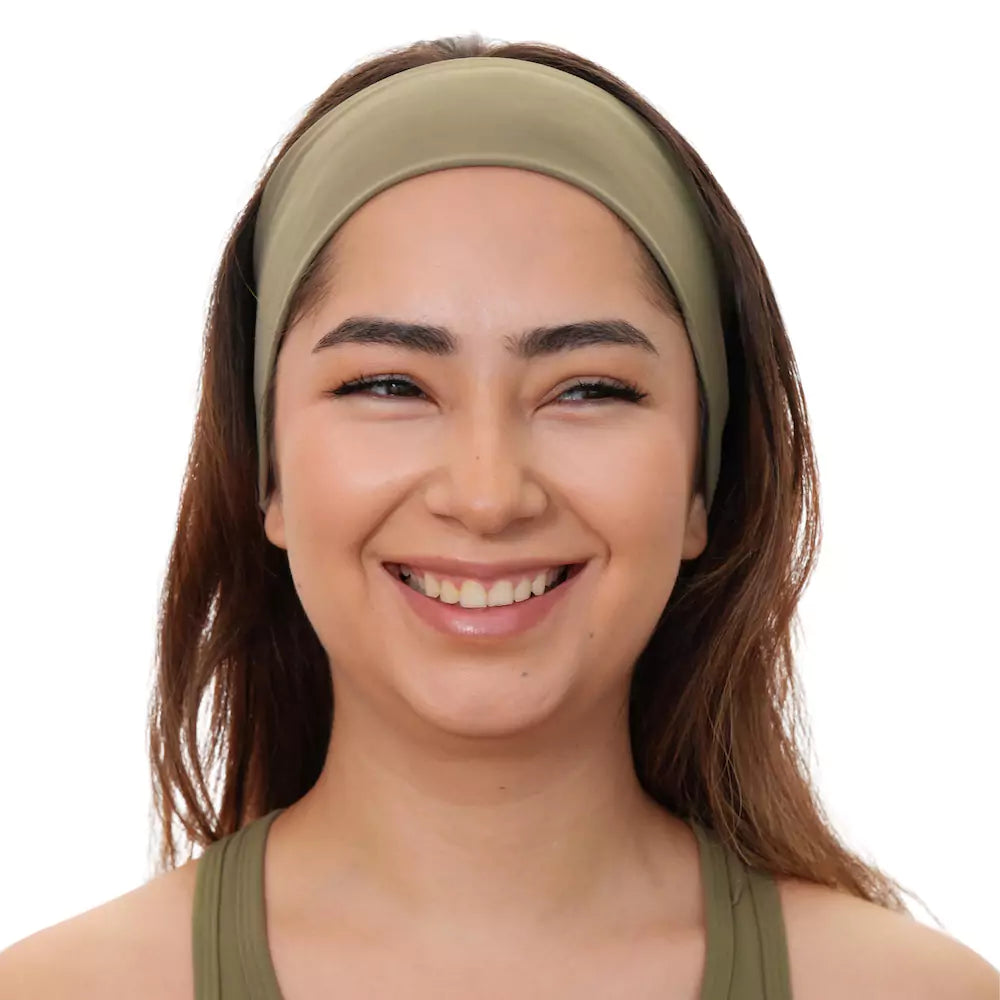 Army green nylon and spandex athletic headband with hidden zipper pocket for storing valuables (cash, keys, AirPods). Soft and stretchy with strong elastic for secure hold, ideal for workouts, festivals, gifts, and holiday stocking stuffers.